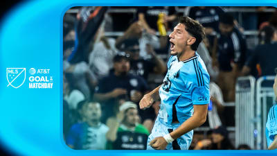 Nectario Triantis, Minnesota United, gana un gol en el día