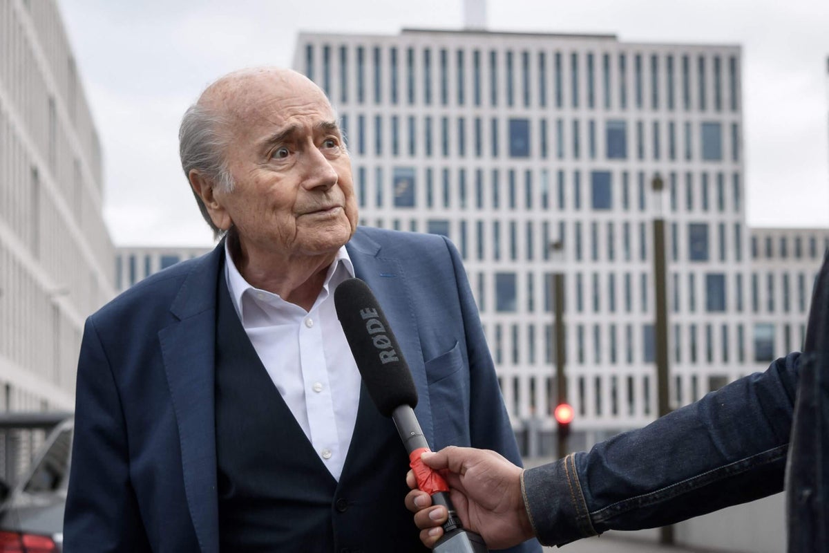 El ex director de la FIFA, Sepp Blatter, criticó el formato de la Copa del Mundo y dijo que hay demasiados partidos en Estados UnidosJessica Hopkins70
