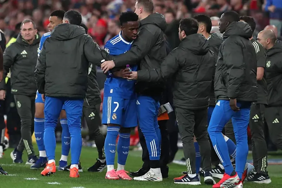 En Brasil, un mensaje de apoyo a Vinicius Jr. tras ser víctima de insultos racistas en la Champions League