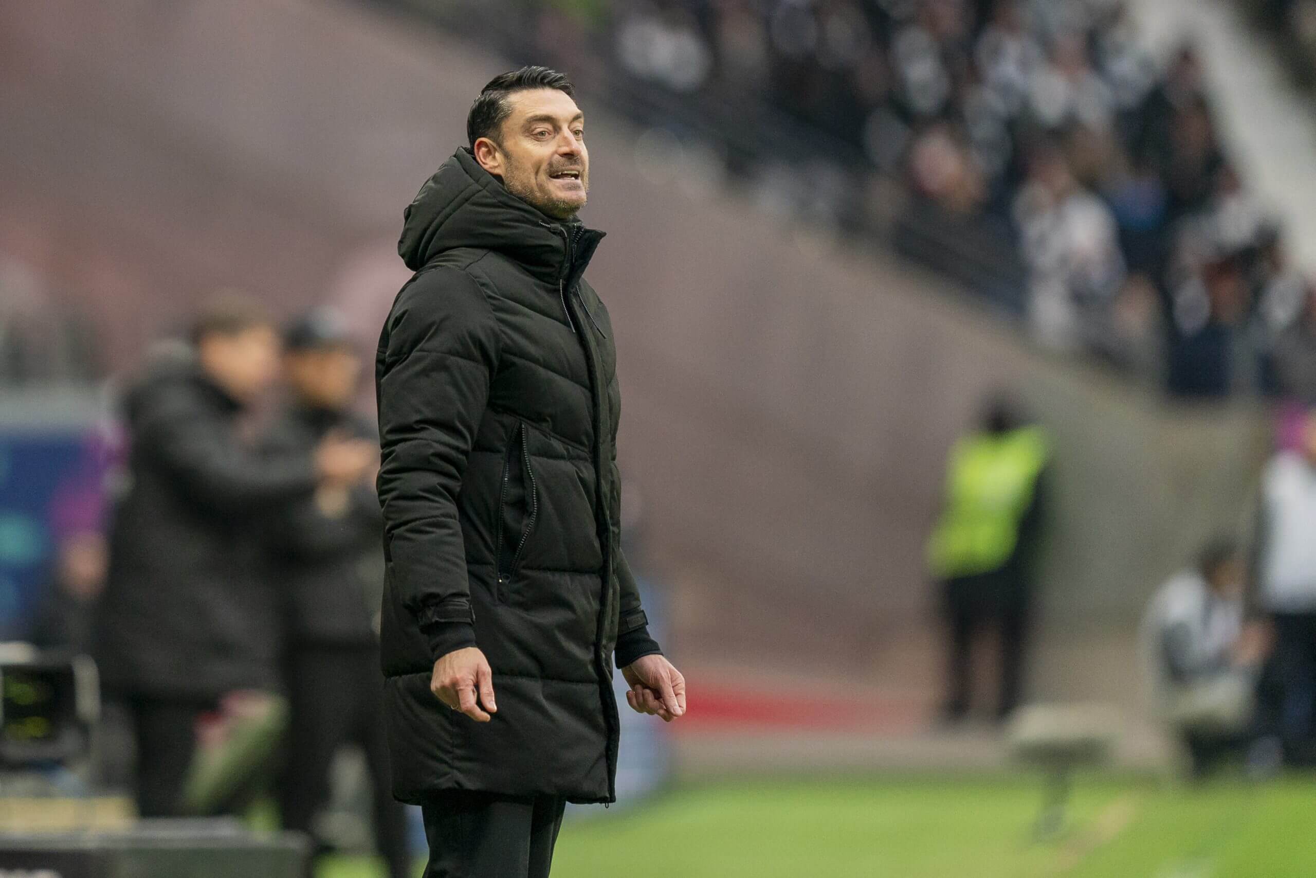 Un melodrama moderno: el Frankfurt de la Bundesliga ataca...