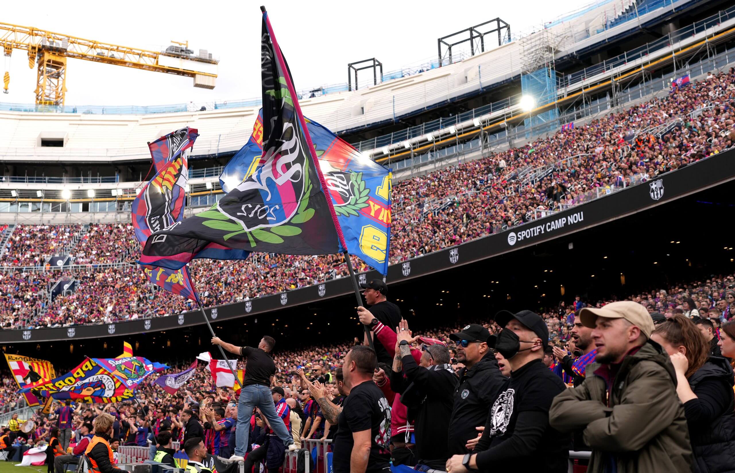 Aficionados en el estadio Camp Nou de Barcelona.