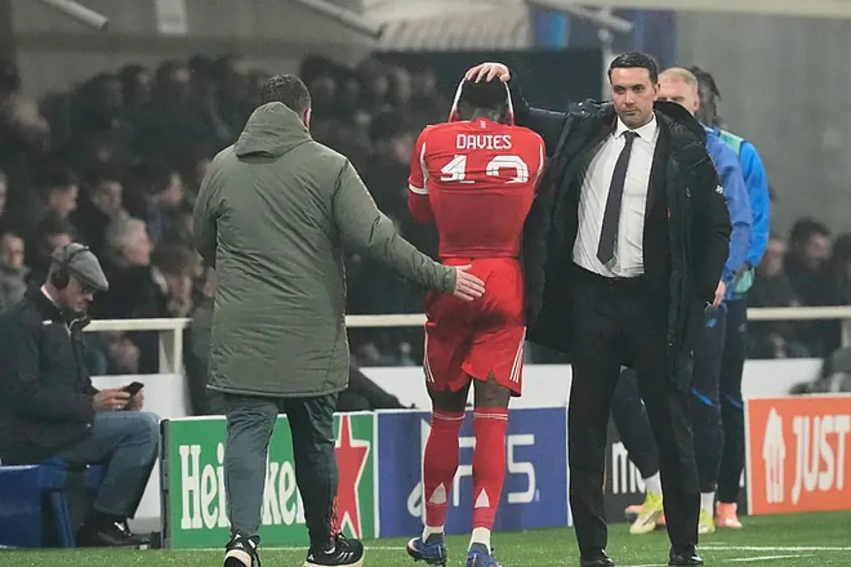 Alphonso Davies no levanta la cabeza: nueva lesión con el Bayern y el Mundial corre peligro