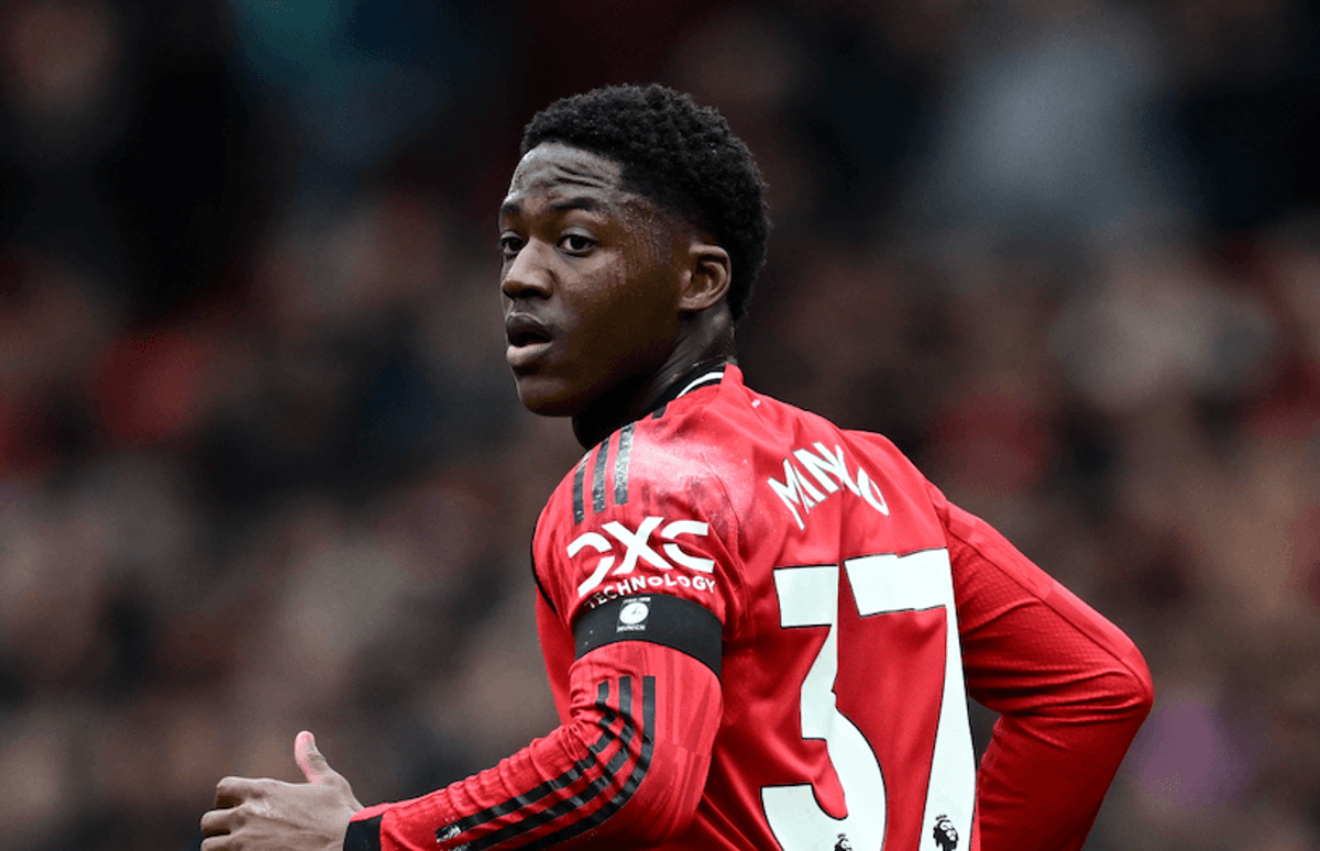 Kobby Mainu y Lewis Hall regresan a la selección de Inglaterra para los amistosos, Alexander-Arnold no participa