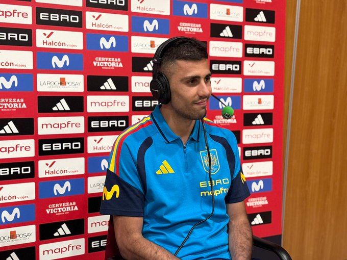 Rodri Hernández no cierra la puerta a firmar contrato con el Real Madrid: