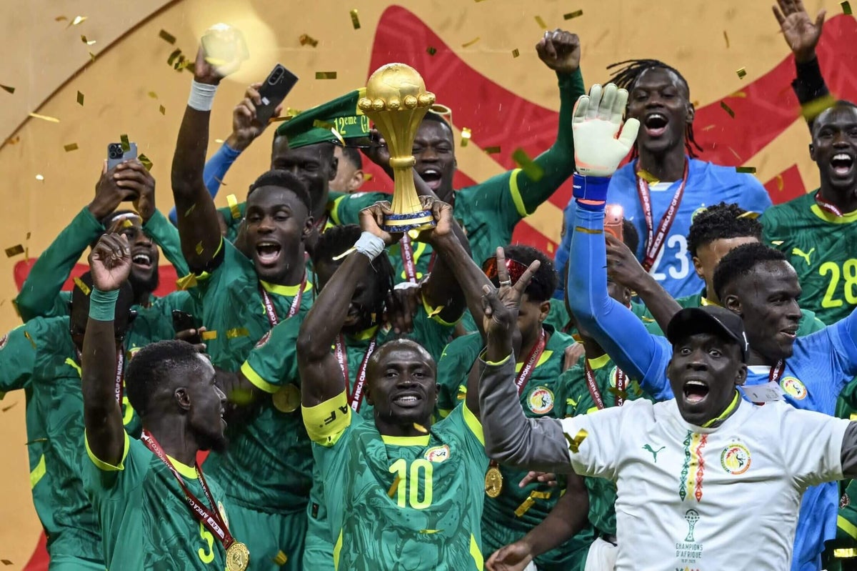 Senegal presentará el trofeo de la AFCON en un amistoso en París a pesar de haber sido despojado del título