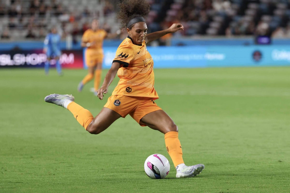 Summit firma al delantero del USWNT Yazmin Ryan y al mediocampista Delaney Sheehan en el acuerdo Dash