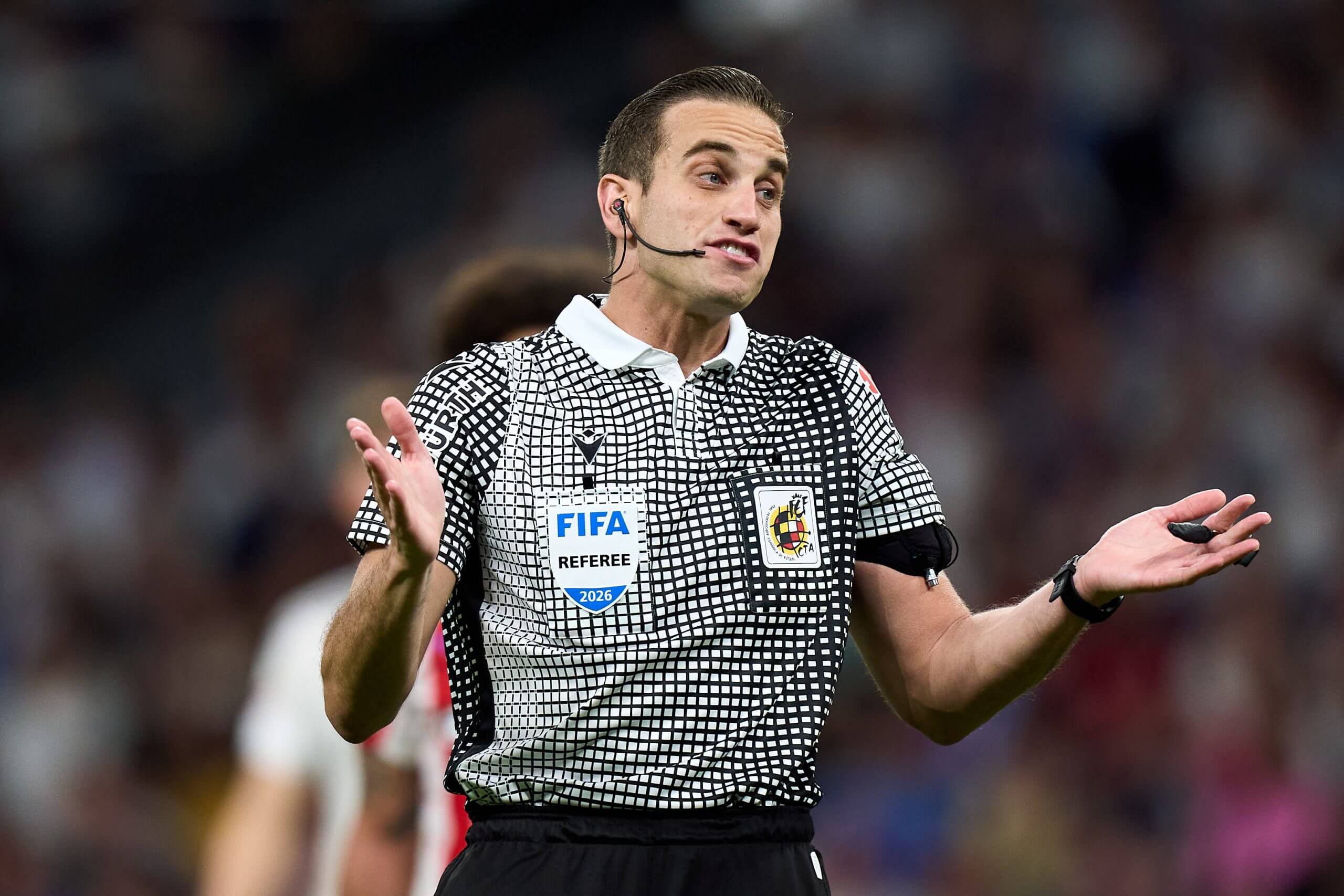 El árbitro Javier Alberola Rojas rechazó este viernes el recurso de penalti del Real Madrid.