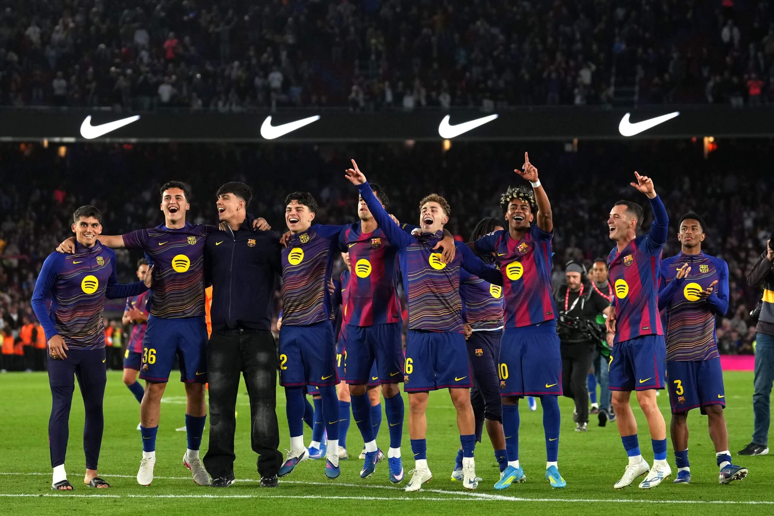 Dentro del Barcelona: ¿Podrán volver a la Liga de Campeones después de casi ganar La Liga?