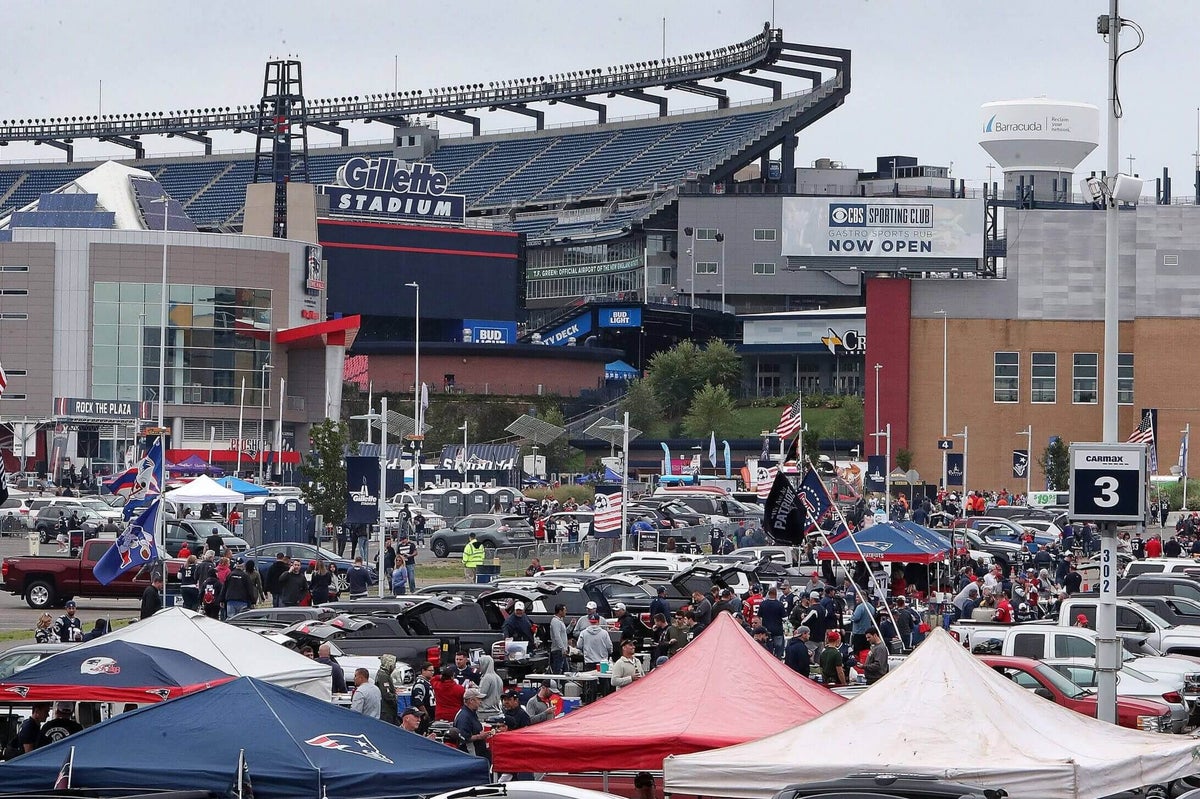 El Comité de la Copa Mundial de Boston dice que se permitirá conducir en reversa en el Estadio Gillette, a pesar de una prohibición anterior.