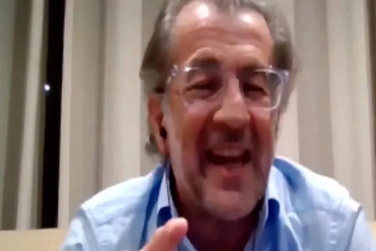 “El antifútbol y el arbitraje dirigido nos están eliminando, vergüenza de una competición hecha para tramposos”