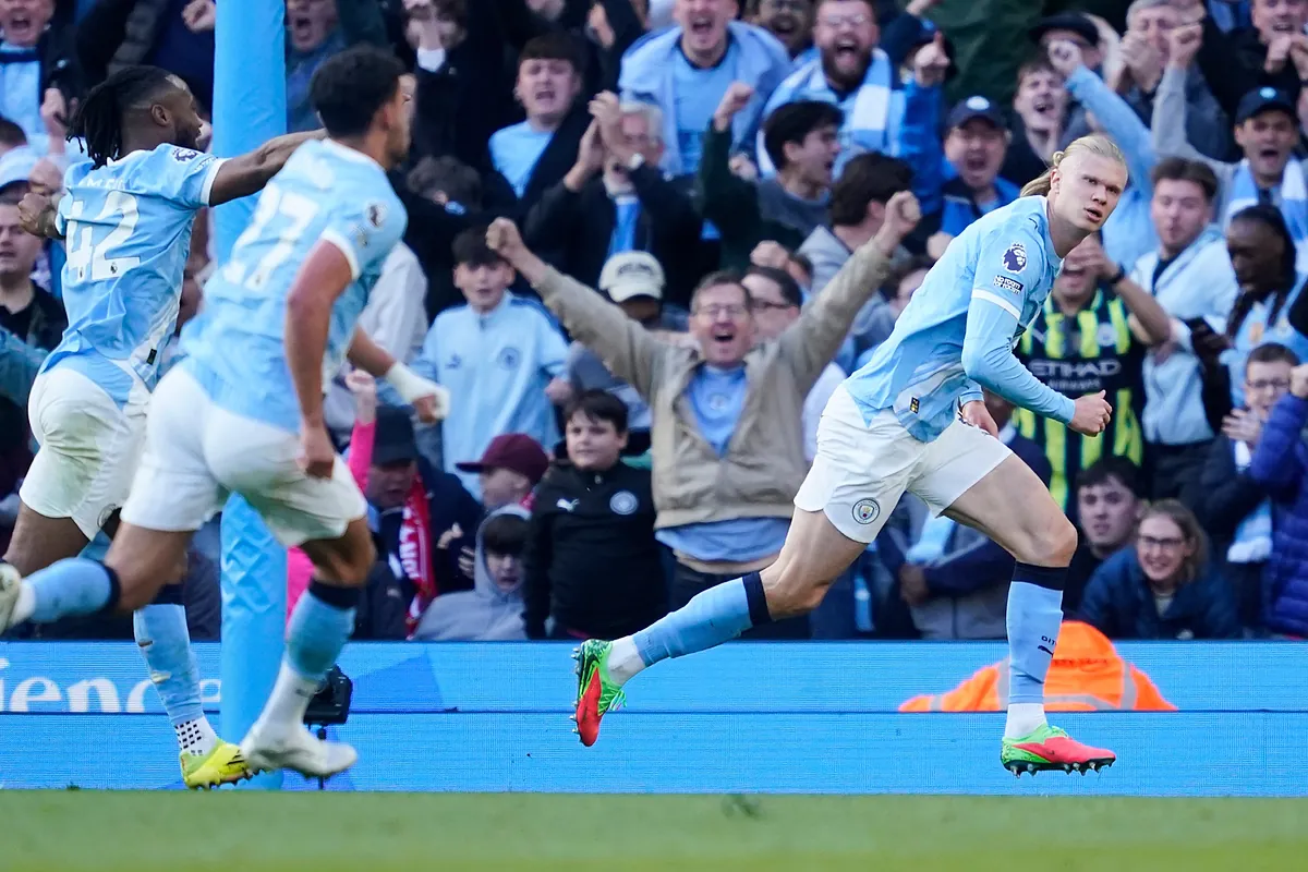 Erling Haaland ilumina el título de la Premier League