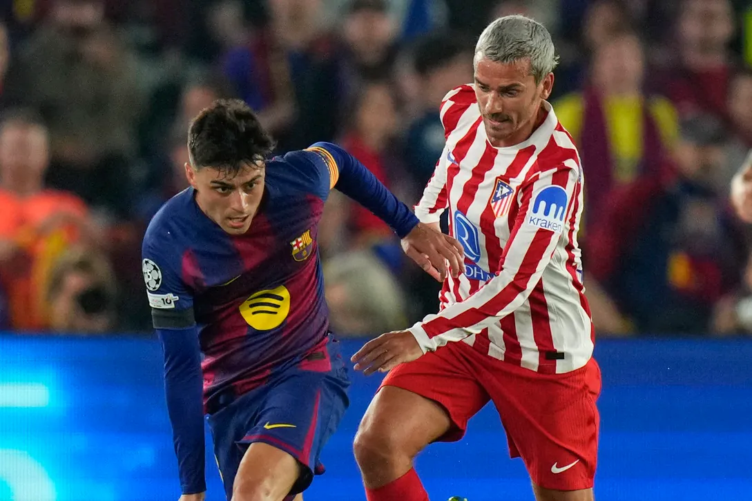 Pedri se enfrenta a duras críticas sin precedentes tras la derrota del Atleti en la UCL: "No puede defenderse en la máxima categoría"