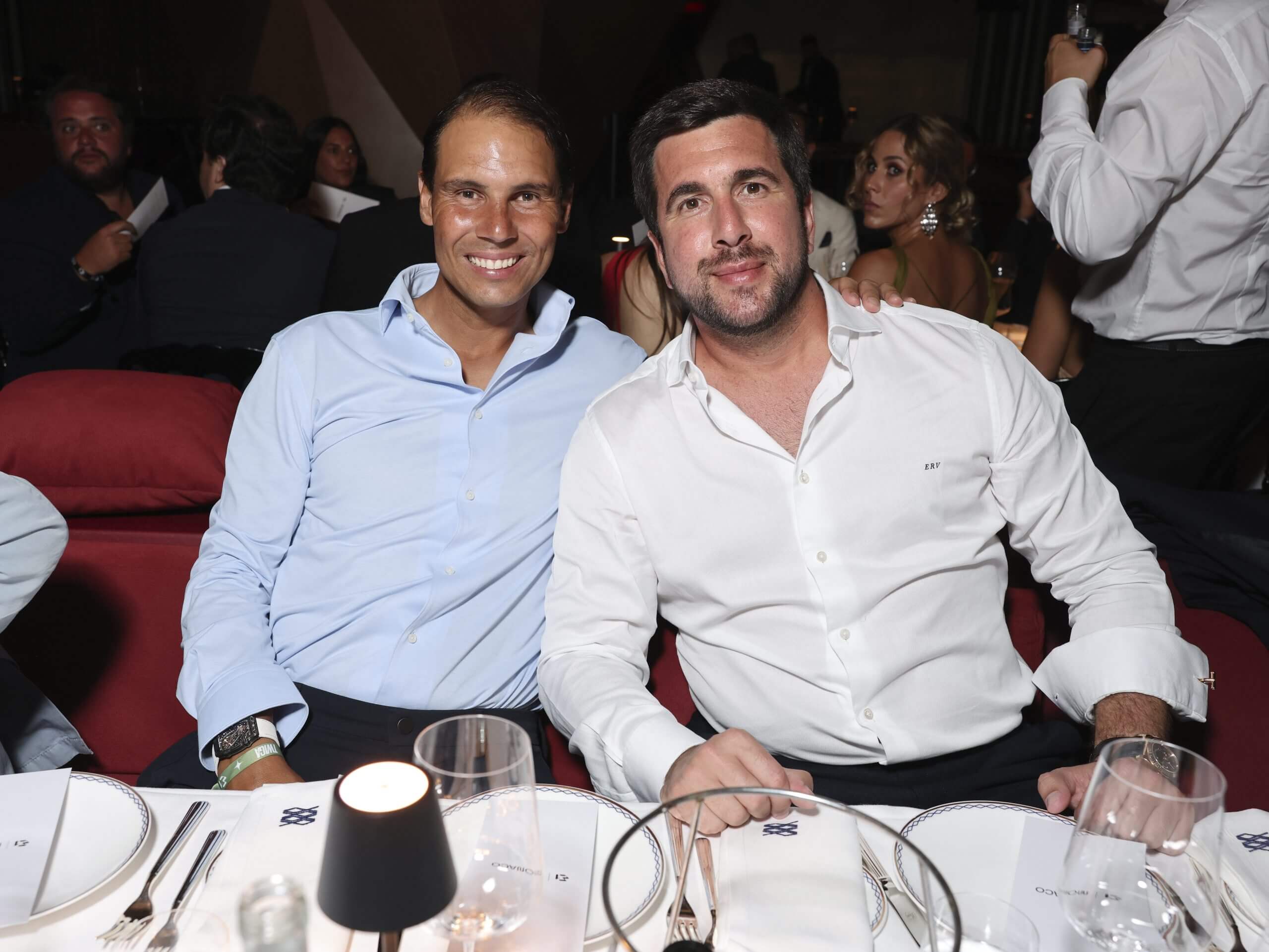 Enrique Riquelme con la ex estrella del tenis español Rafael Nadal en julio de 2025.