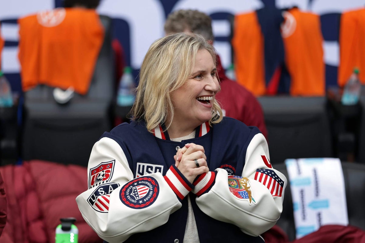 Emma Hayes habla sobre su papel a la hora de traer de regreso a Sophia Wilson y Mallory Swanson al USWNT.