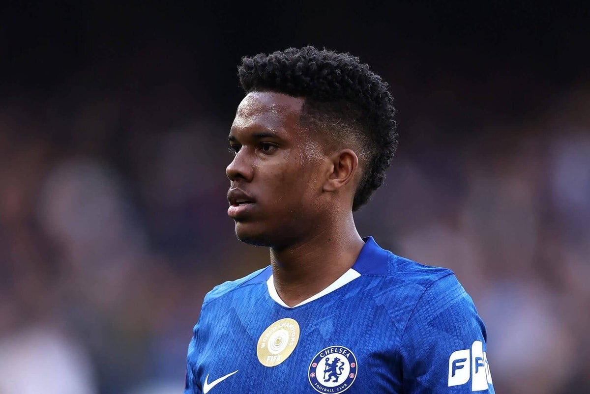 Estevao del Chelsea comienza la rehabilitación de los isquiotibiales en Brasil con el Palmeiras Cerise Jones14