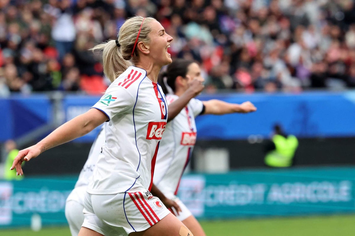 La mediocampista del USWNT y OL del Lyon Lindsay Heaps es el 'corazón y el alma' del fútbol femenino