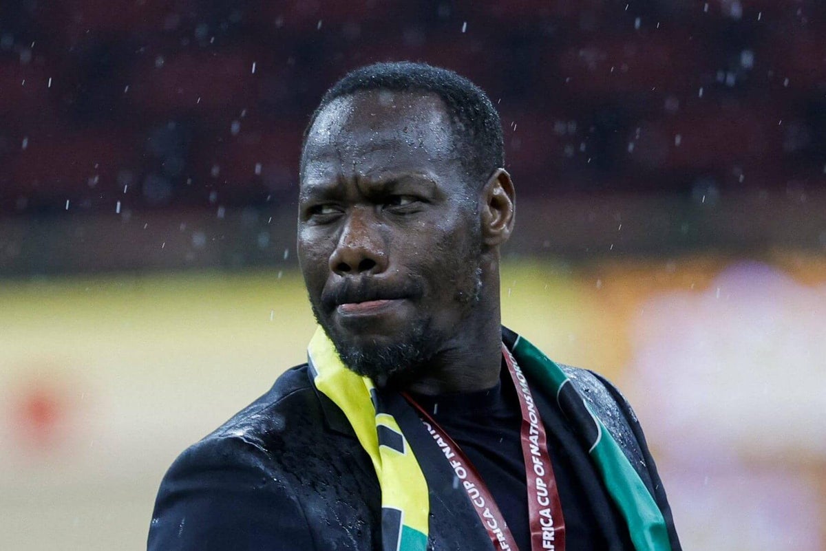 Senegal niega "categóricamente" que su entrenador se haya negado a viajar con el equipo al Mundial Luc Bosher y Max Matthews17
