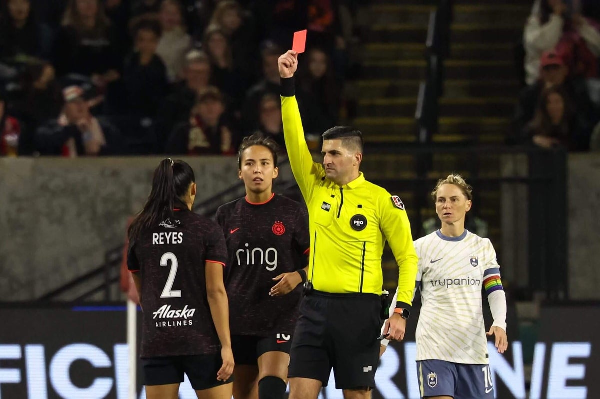 Tres palabras: ¿Por qué vemos más tirones de pelo y la NWSL está en la “era de las tarjetas rojas”?