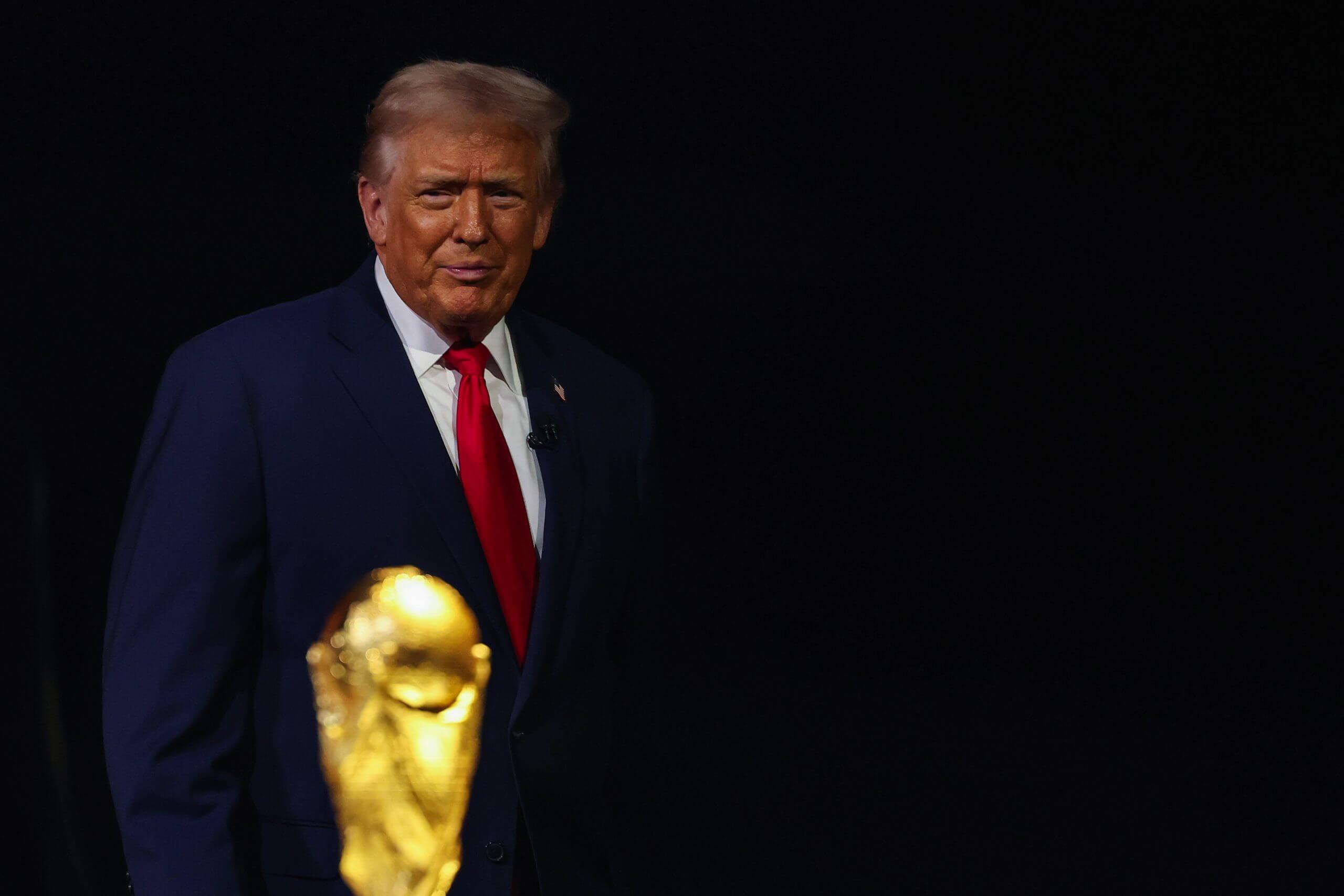 El presidente de Estados Unidos, Donald Trump, aparece en la foto en el sorteo de la Copa del Mundo en diciembre pasado en Washington, DC. 