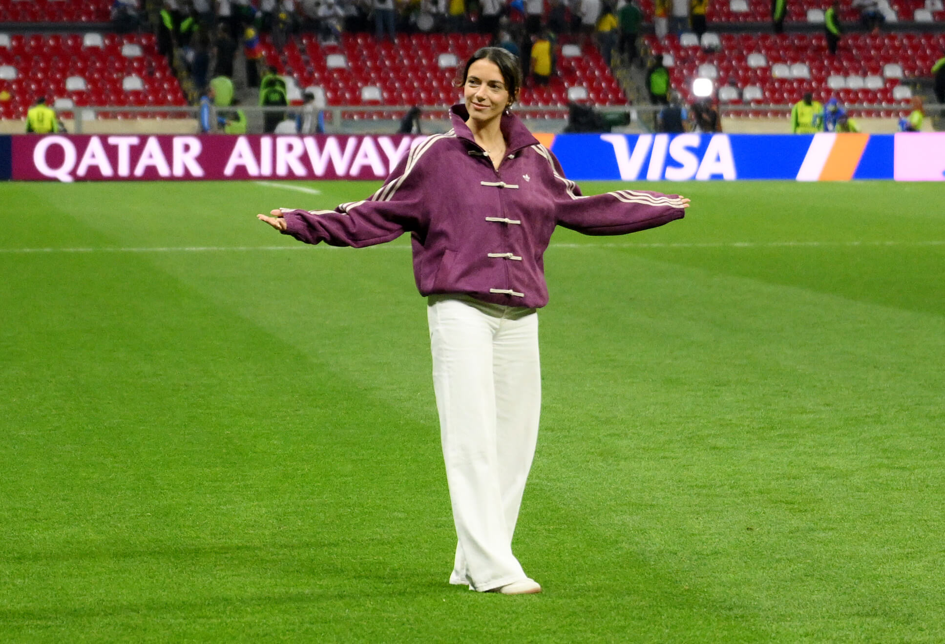 Bonmati en el campo antes de la derrota de Uzbekistán por 3-1 ante Colombia el miércoles