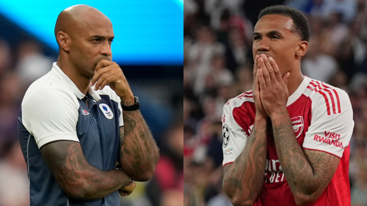 Thierry Henry reacciona con sorpresa al penalti fallado por Gabriel que le costó al Arsenal la Liga de Campeones