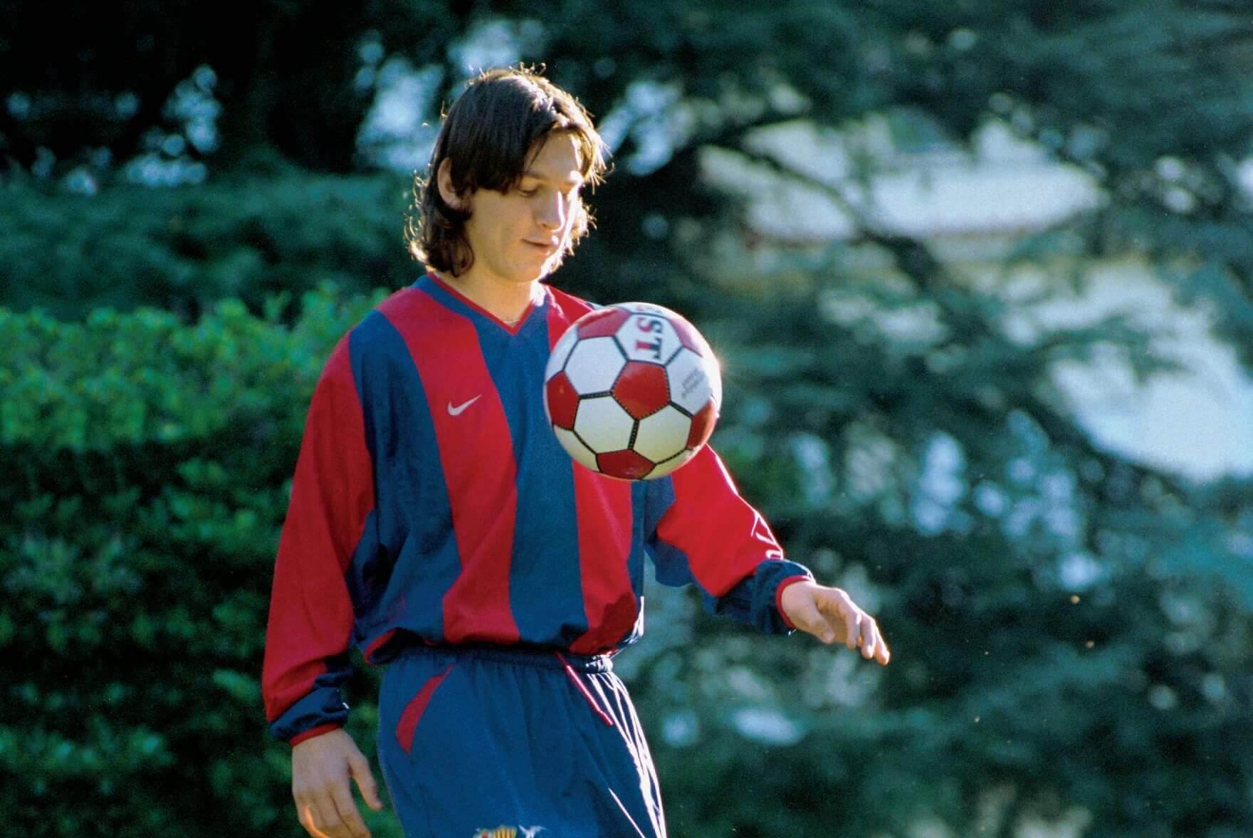 Xavi: Lionel Messi es el Michael Jordan del fútbol. Es incomparable, casi inhumano".