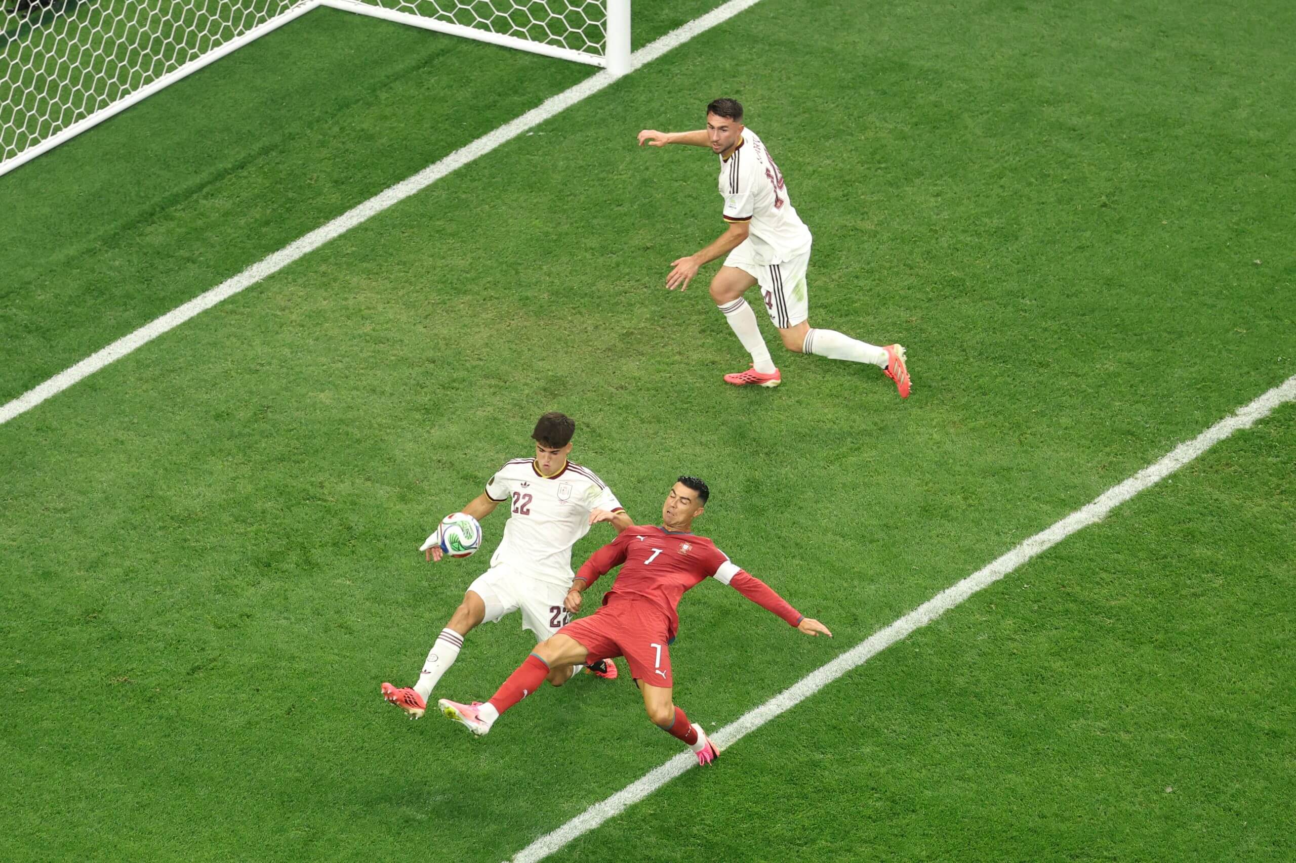 Cristiano Ronaldo is snuffed out by Pau Cubarsi and Aymeric Laporte