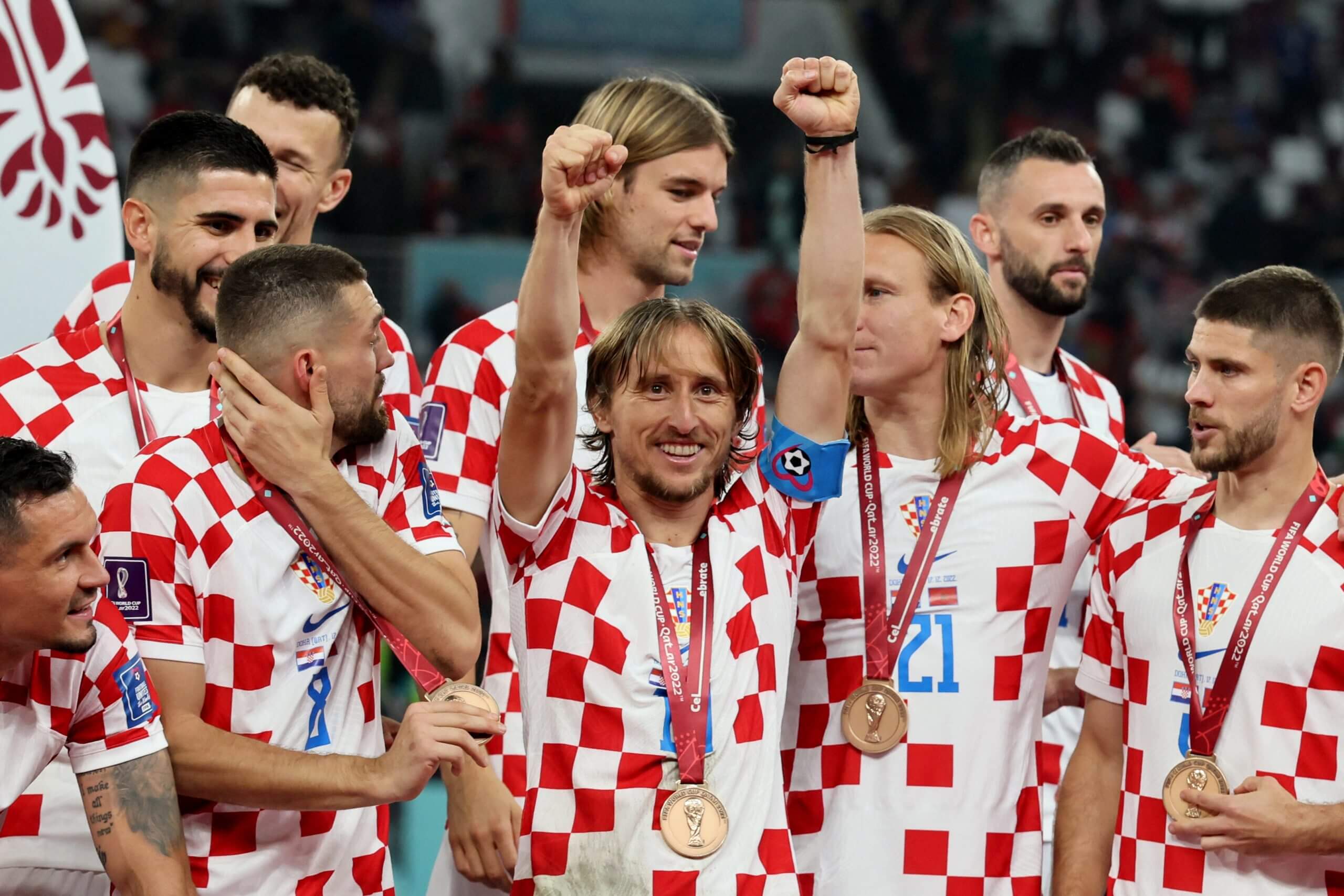Croacia celebra su victoria en el partido del repechaje por el tercer puesto del Mundial 2022.