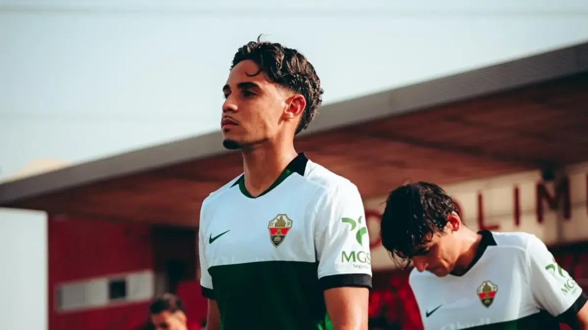 ¿Podrá Ali Houary seguir siendo protagonista del Elche hasta 2030?