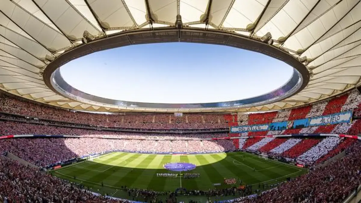 Estadio Metropolitano lleno tras el derbi Atlético‑Real Madrid.