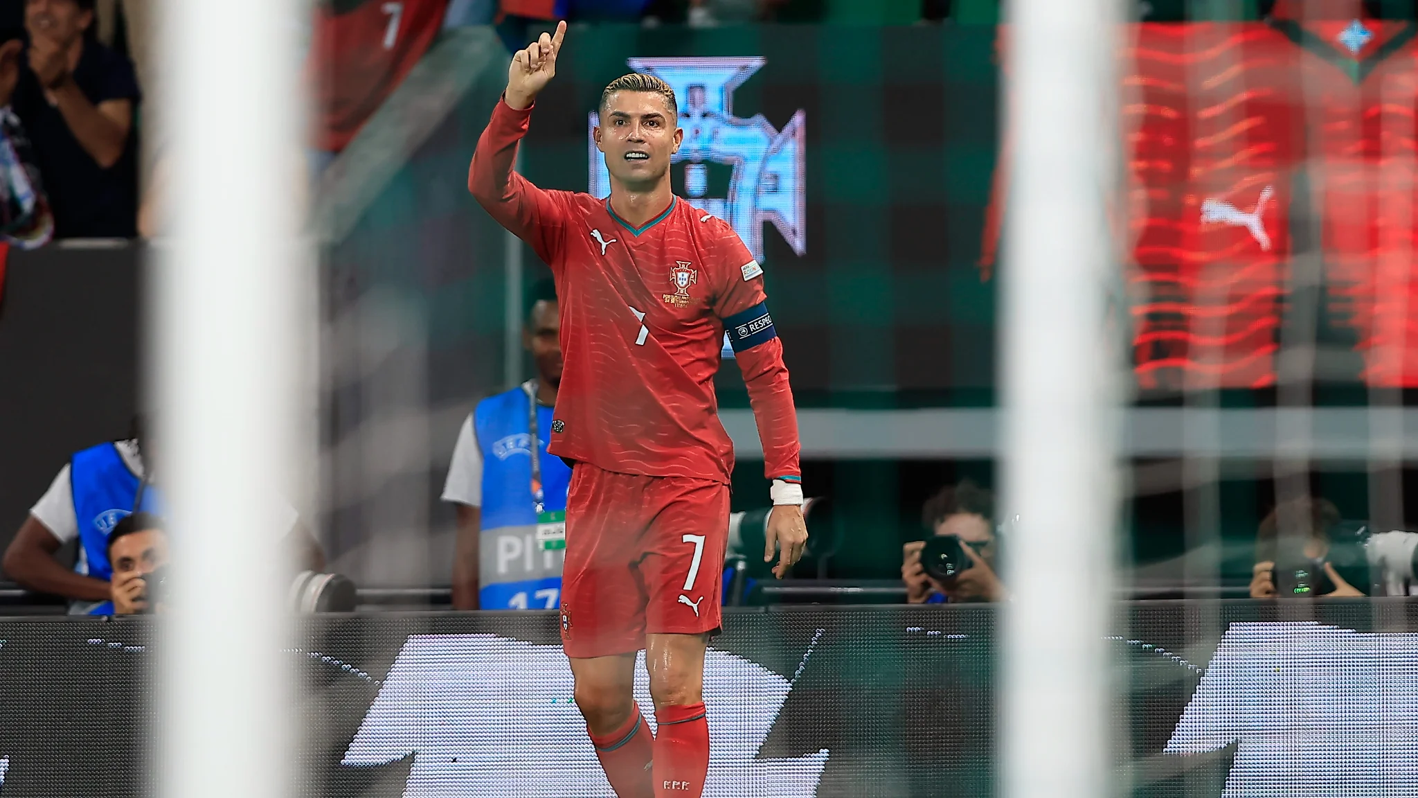 énorme occasion ratée, but refusé... la soirée très frustrante de Cristiano Ronaldo face aux Gallois