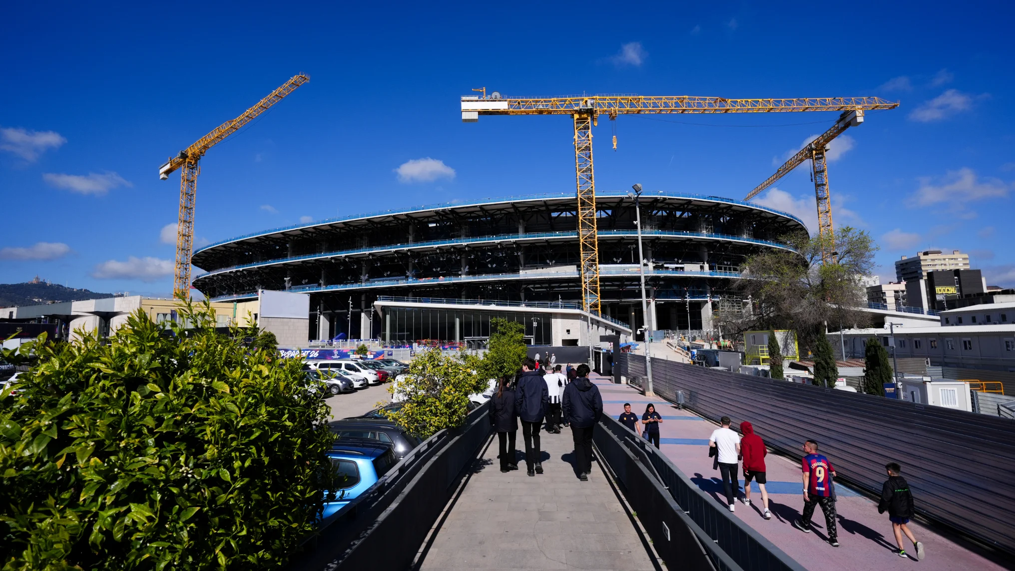 Deuda de hasta 2,6 mil millones tras préstamo, rumbo a un nuevo comienzo en el Camp Nou
