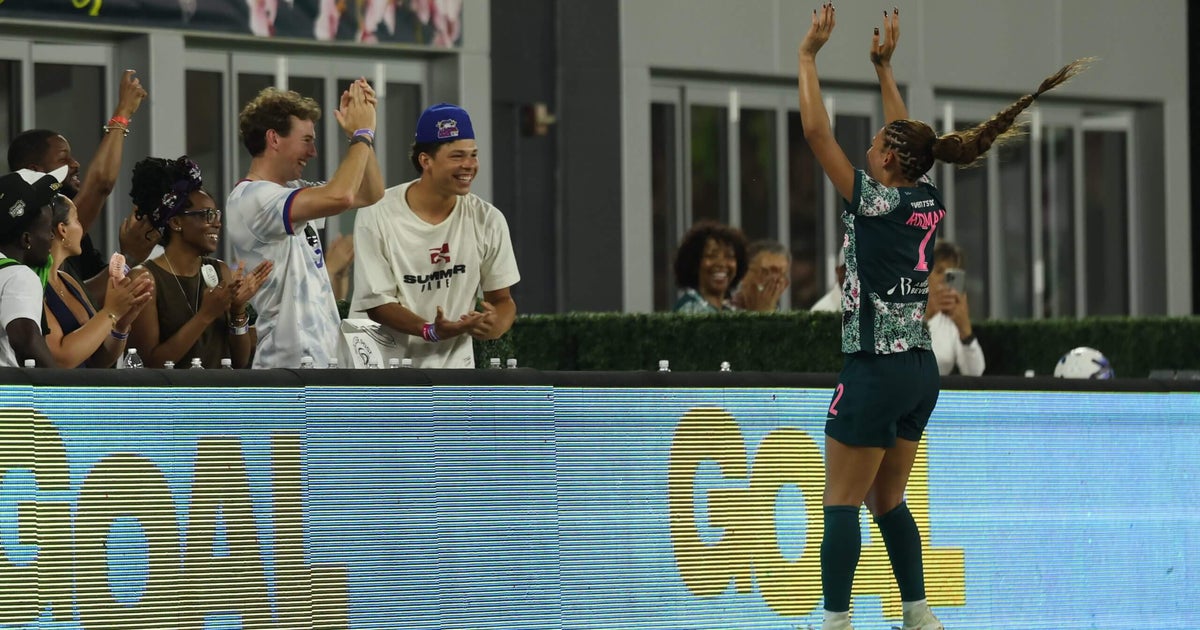 Trinity Rodman de la USWNT y la estrella del tenis Ben Shelton se apoyan mutuamente en la cima de sus deportes