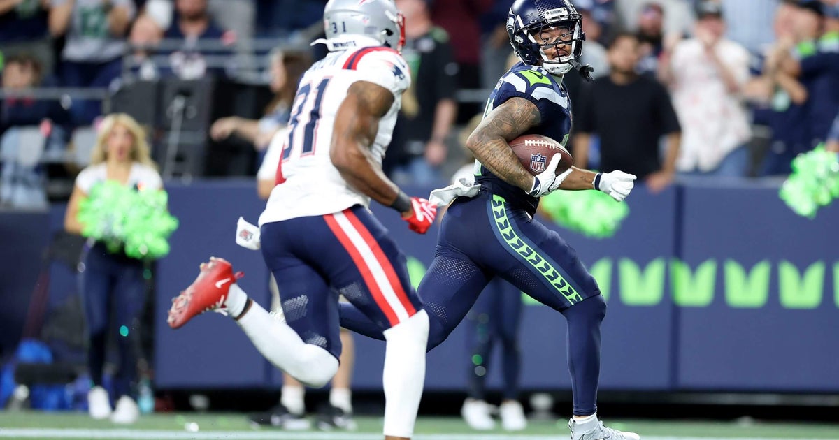 Seahawks superan la pérdida de Sam Darnold y remontan para vencer a los Patriots en la apertura de temporada