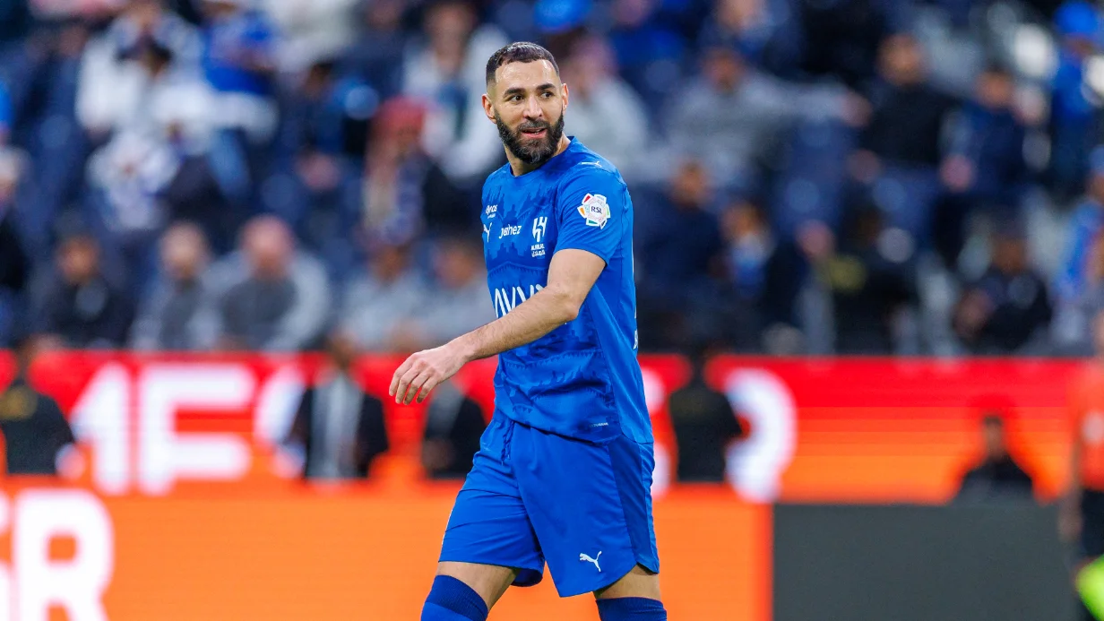 Benzema señala una fake news sobre un shooting cancelado por Nike. ¿Qué seguirá?