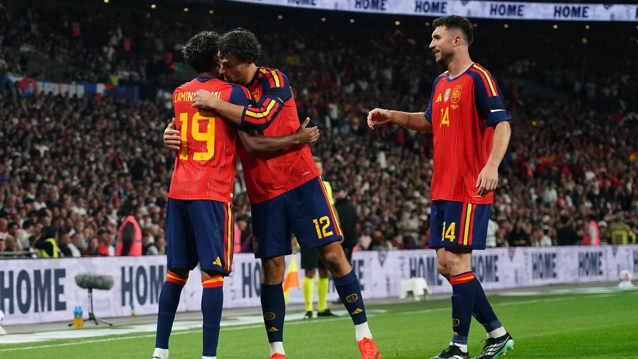 La Roja se alza tras una remontada vibrante contra Inglaterra en su debut de la Nations League