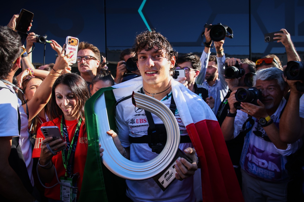 Problema de lujo de Kimi Antonelli que provoca canas en Toto Wolff y Mercedes