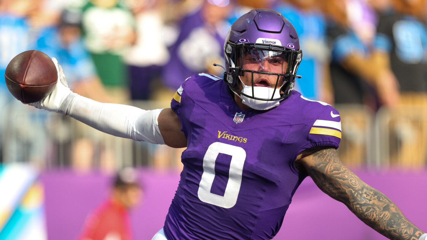 Ivan Pace, linebacker de los Vikings, ausente en el viaje a Tampa Bay y catalogado como duda para el partido contra los Buccaneers.
