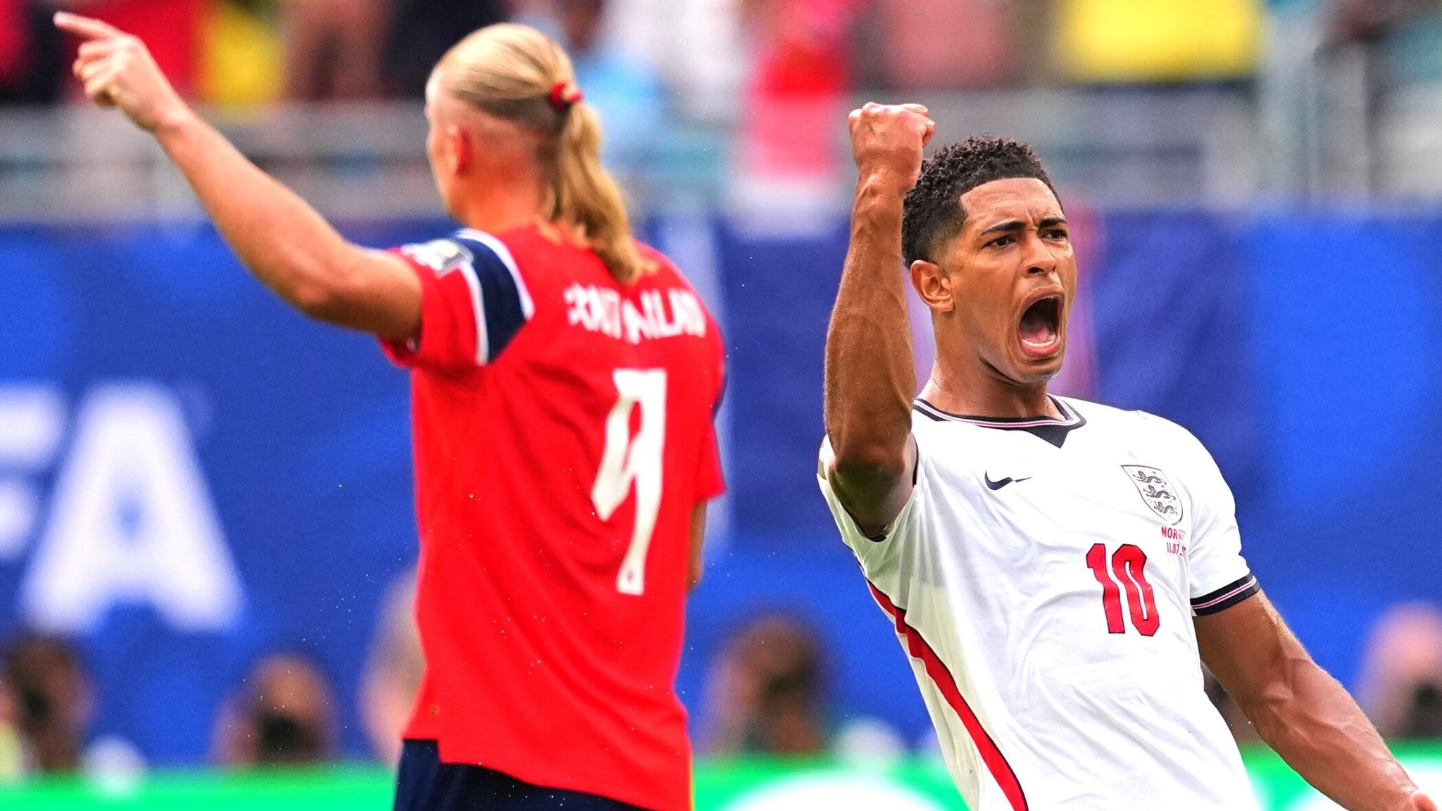 Jude Bellingham celebra mientras Inglaterra supera a Noruega de Haaland en la Copa
