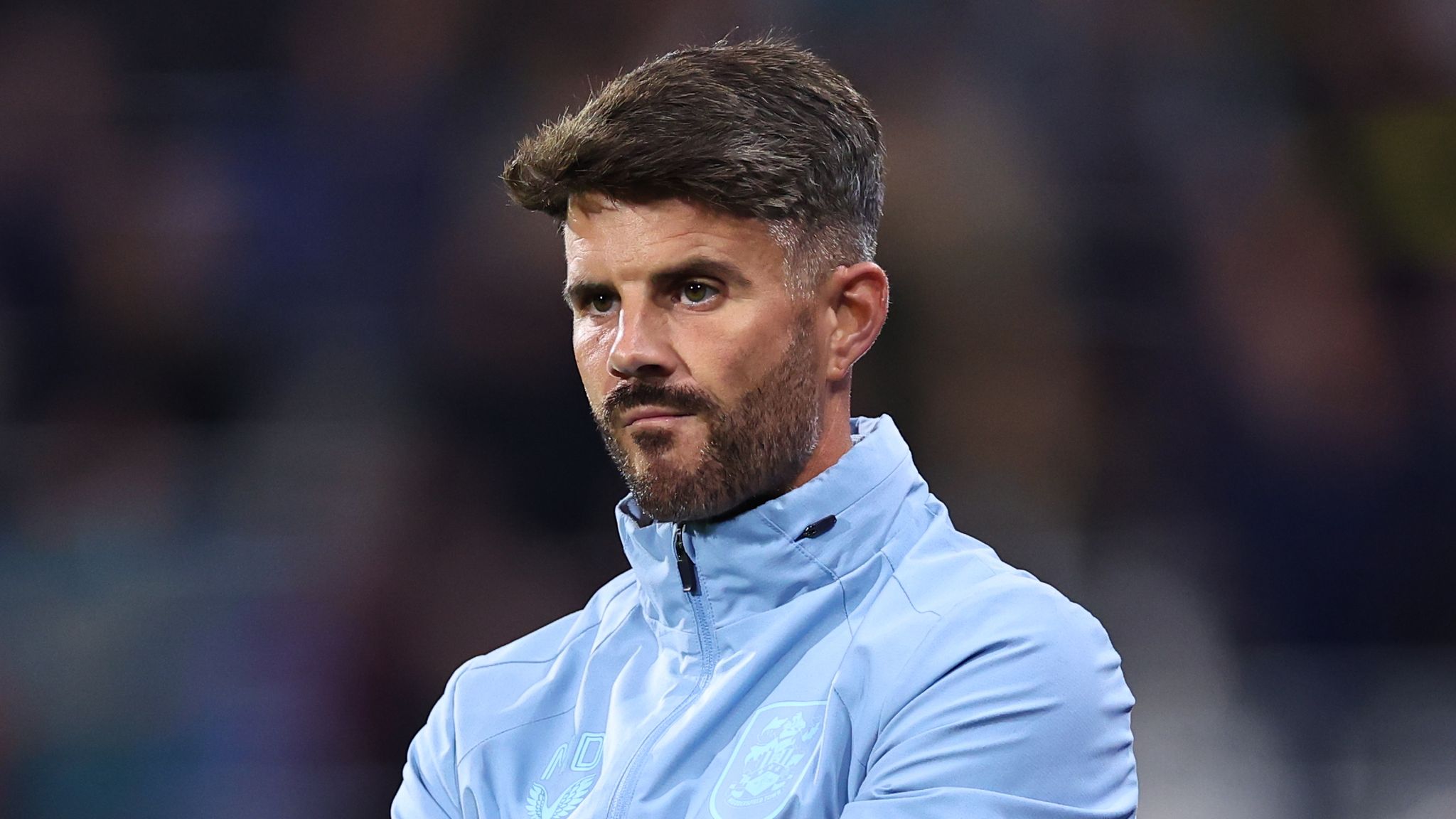 Drury es entrenador del Huddersfield, su ciudad natal, desde mayo