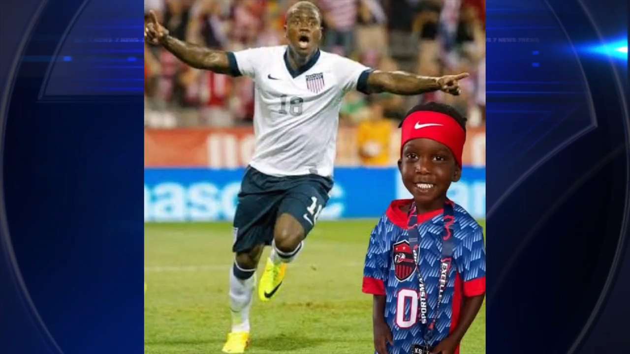 Prodigio futbolístico de 3 años entrenará con exjugador de EE.UU. tras ser expulsado por jugar demasiado bien