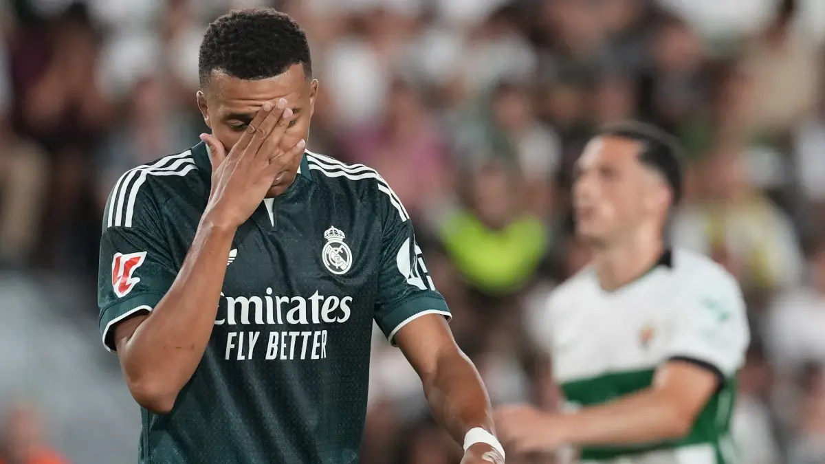 Imagen que ilustra las posibles sanciones para Mbappé si rompe su contrato con el Real Madrid.