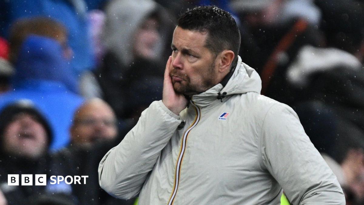 Entrenador del Palace, Sage, lucha por conservar su puesto
