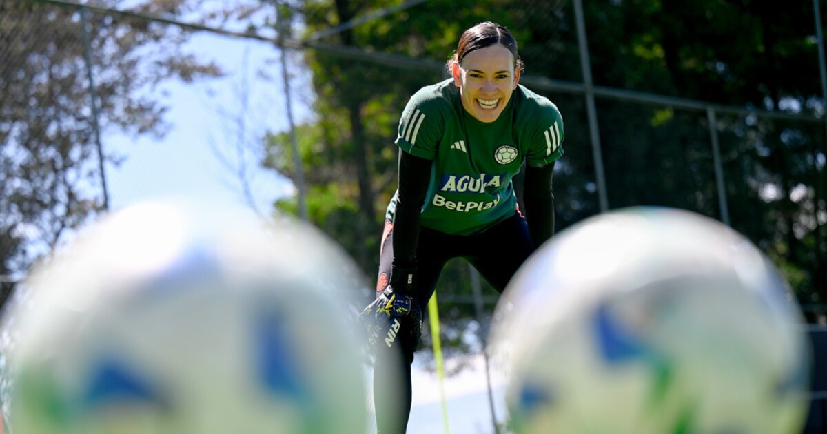 Katherine Tapia excluida de la Copa Libertadores Femenina tras viajar a Colombia por una emergencia familiar, sin consulta del club. ¿Podrá Tapia volver al plantel la próxima temporada?