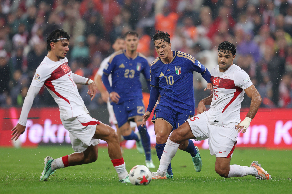 Raspadori fuera dos semanas por lesión tras la convocatoria de Italia.