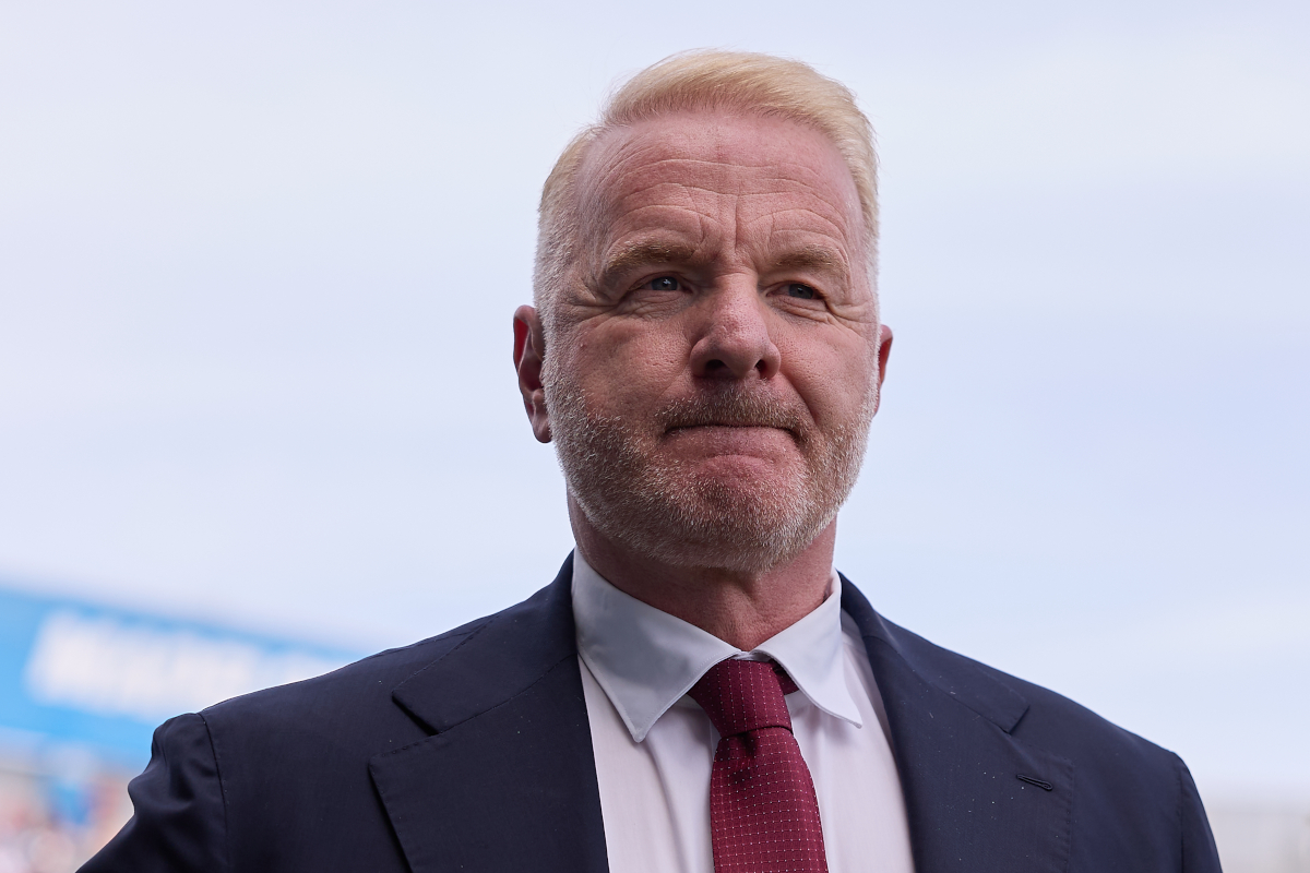 De Laurentiis duda de Manna y contempla a Tare para Napoli