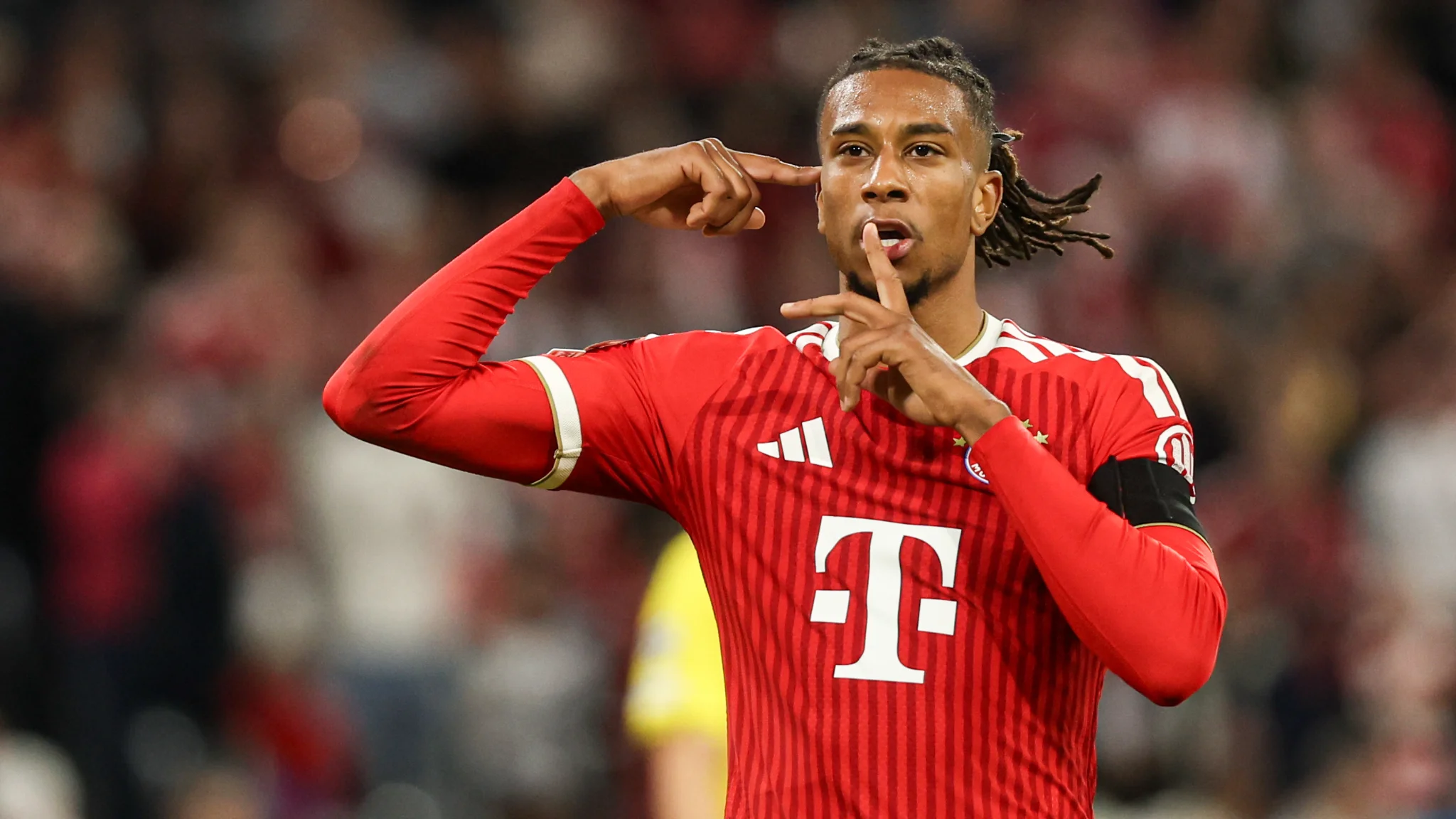 Olise régale avec un doublé et une passe décisive en Coupe d'Allemagne