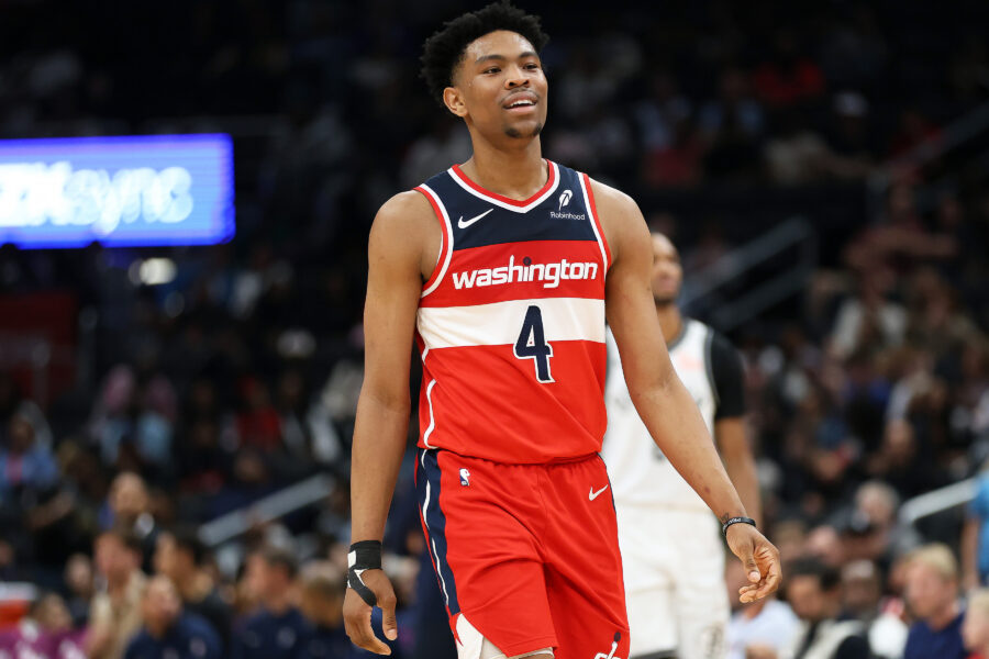 Trail Blazers fichan a Jaylen Martin con contrato Exhibit 10
