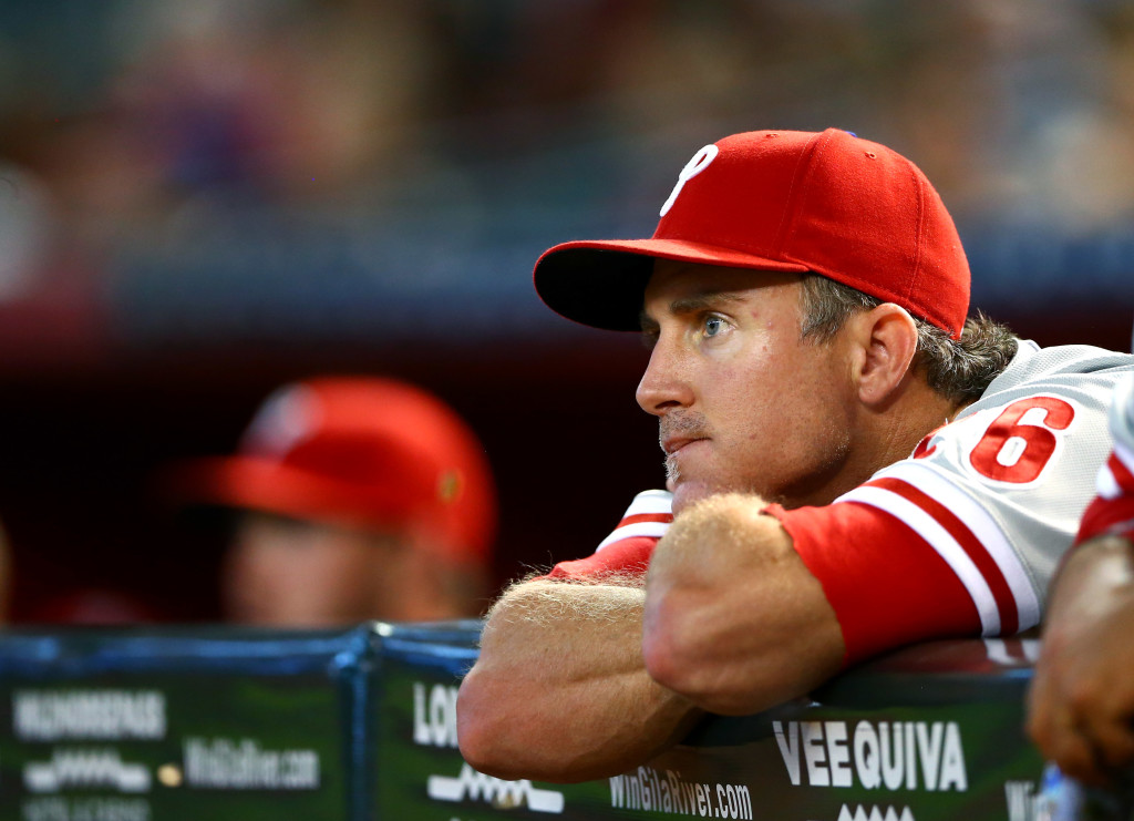 Phillies contactan a Chase Utley y Raúl Ibáñez para buscar entrenador