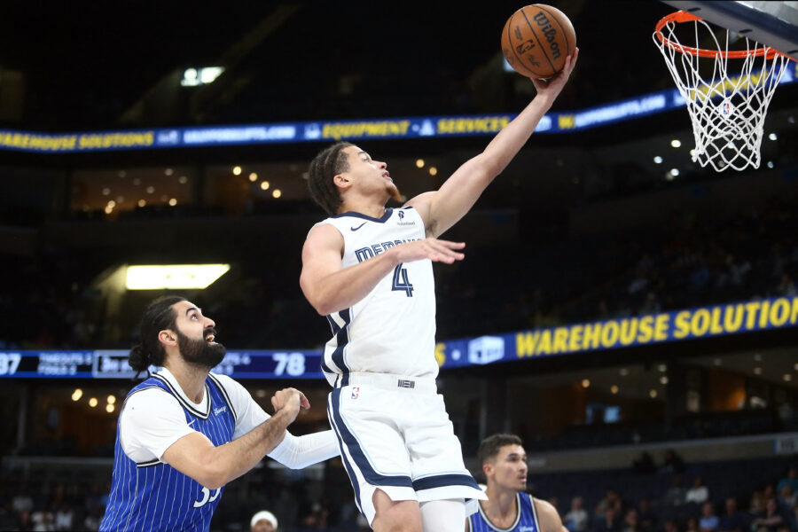 Walter Clayton firma contrato de dos vías con los Mavericks